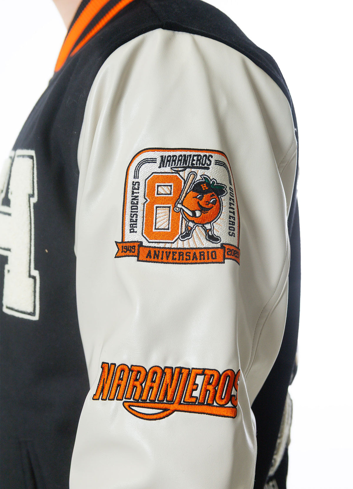 CHAMARRA VARSITY NEW ERA 25