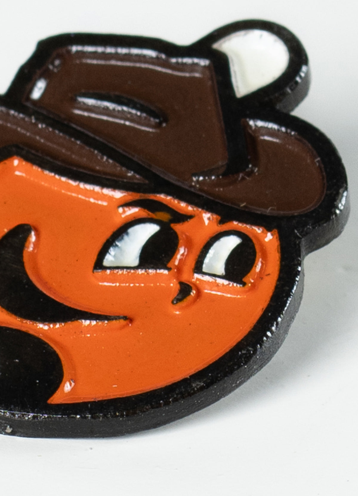 PIN NARANJITO SOMBRERO